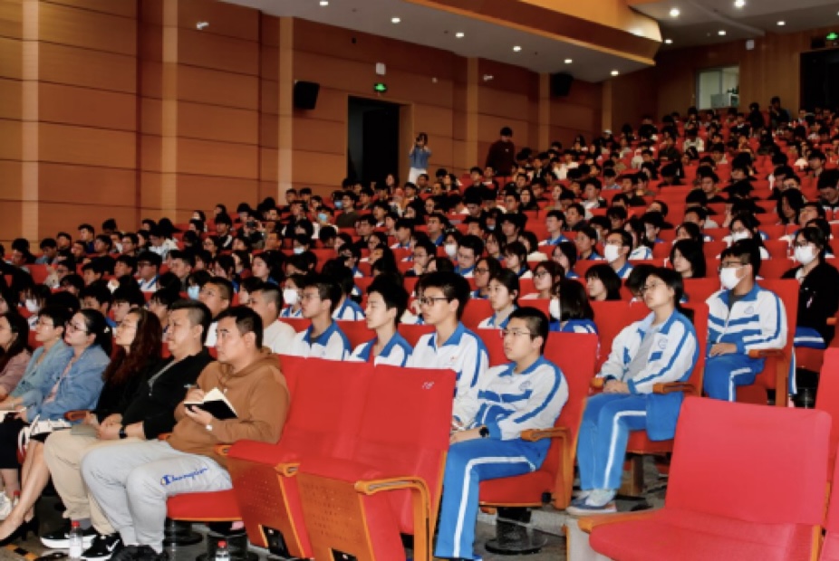 fc6efc5d32bd7bdd5f8f6312cd46c97jpg