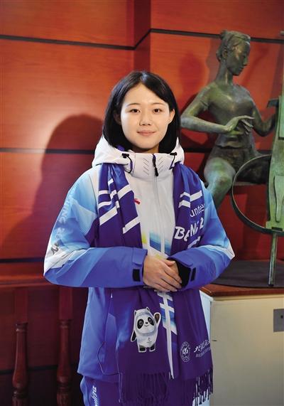 张燕.jpg