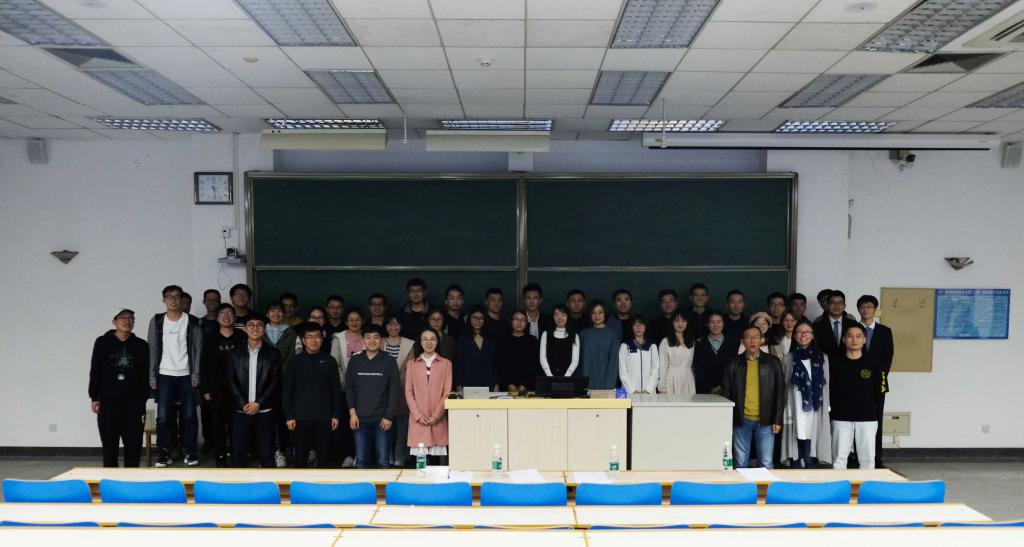 学院领导与发展导师合影留念